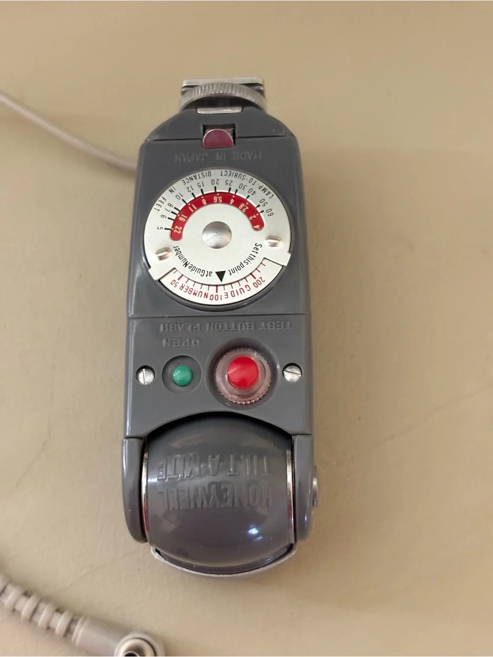 Honeywell Gray Vintage Flash Unit with Gray Case
